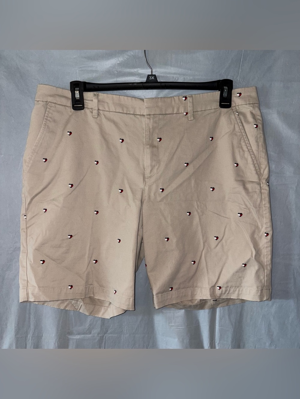 Tommy Hilfiger Shorts Womens 16 Tan All Over Hearts Prep Casual Cotton Americana
